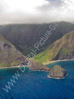 Waikolu Valley, North Central Molokai, Hawaii