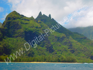 Ke'e Beach Start of Na Pali Coast, Kauai, Hawaii