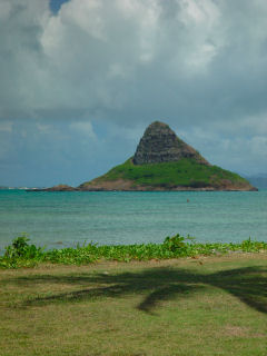 Chinaman's Hat (Mokolii Island), Kualoa Beach Park, Windward Oahu Coast, Hawaii